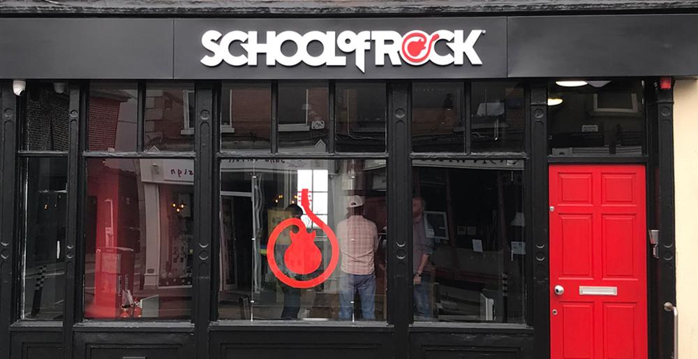Ireland’s School of Rock Equipped with LUNOS Decentralised Ventilation  